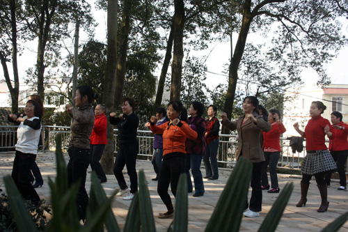 龍車鎮(zhèn)：山林變公園   幸福生活新起點(圖2)